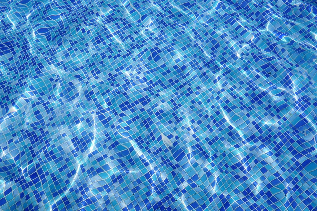 pool, swimming pool, water-7711250.jpg